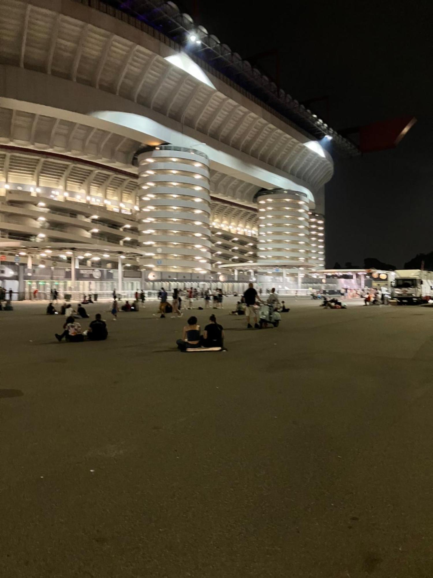 Guest House Sansiro Fiera Milão Exterior foto